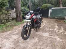 Hero Hunk 150 2016 Motorbike