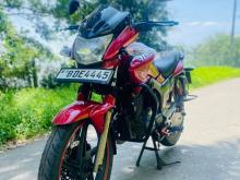 Hero Hunk 150 2015 Motorbike
