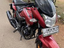 Hero Hunk 2017 Motorbike