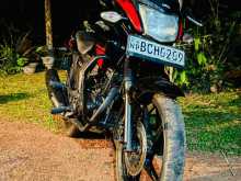 Hero Hunk 2015 Motorbike
