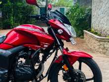 Hero Hunk 2017 Motorbike