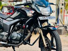 Hero Hunk 2015 Motorbike