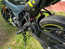 Hero Hunk 160 4v 2025 Motorbike