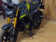 Hero Hunk 160 2025 Motorbike