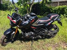Hero Hunk 160 4v 2026 Motorbike