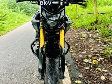 Hero Hunk 160R 4V 2025 Motorbike