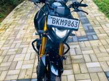 Hero Hunk 160R 4V 2025 Motorbike