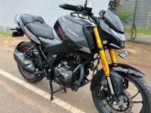 Hero Hunk 160R 4V 2026 Motorbike