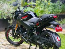 Hero Hunk 160r 4v 2026 Motorbike