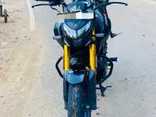 Hero Hunk 160R 4V 2025 Motorbike