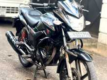 Hero Hunk 2016 Motorbike