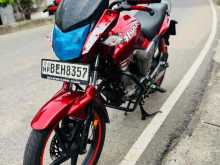 Hero Hunk 2016 Motorbike