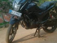 Hero Hunk 2015 Motorbike