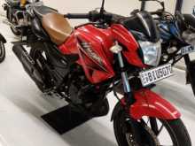 Hero Hunk 2019 Motorbike