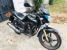 Hero Hunk 2014 Motorbike