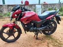 Hero Hunk 2016 Motorbike