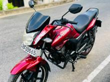 Hero Hunk 2017 Motorbike