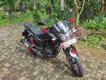 Hero Hunk 2016 Motorbike
