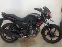Hero Hunk 2017 Motorbike