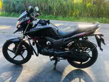 Hero Hunk 2016 Motorbike
