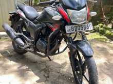 Hero Hunk 2016 Motorbike