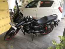 Hero Hunk 2015 Motorbike