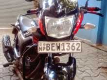 Hero Hunk 2016 motorcycle