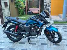 Hero Hunk 2019 motorcycle