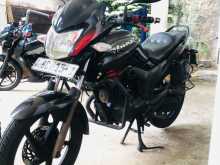 Hero Hunk 2015 Motorbike