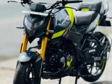 Hero Hunk 2025 Motorbike