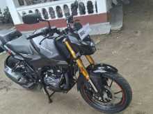 Hero Hunk 2025 Motorbike