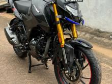 Hero Hunk 2025 Motorbike