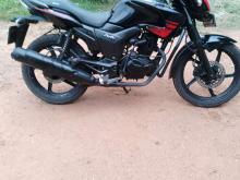 Hero Hunk 2015 Motorbike