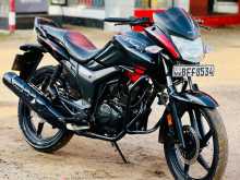 Hero Hunk 2017 Motorbike