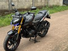 Hero Hunk 2025 Motorbike