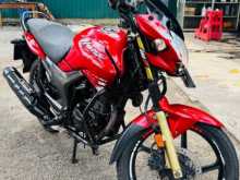Hero Hunk 2017 Motorbike