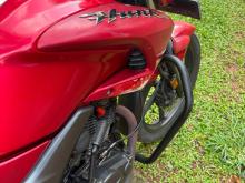 Hero Hunk 2017 Motorbike