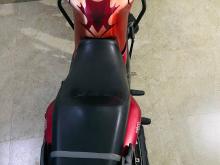 Hero Hunk 2014 Motorbike