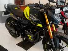 Hero Hunk 2025 Motorbike