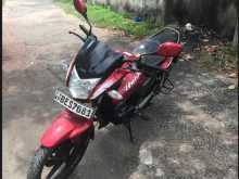 Hero Hunk 2017 Motorbike
