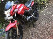 Hero Hunk 2014 Motorbike