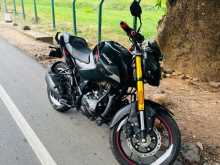 Hero Hunk 2025 Motorbike