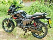 Hero Hunk 2016 Motorbike