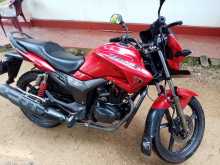 Hero Hunk 2015 Motorbike