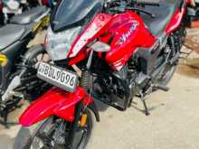 Hero Hunk 2016 Motorbike
