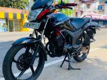 Hero Hunk 2016 Motorbike