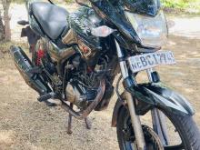 Hero Hunk 2015 Motorbike