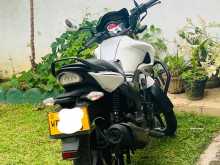 Hero Hunk 2017 Motorbike