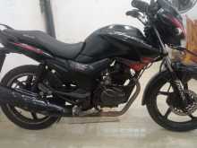 Hero Hunk 2017 Motorbike
