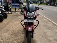 Hero Hunk 2017 Motorbike